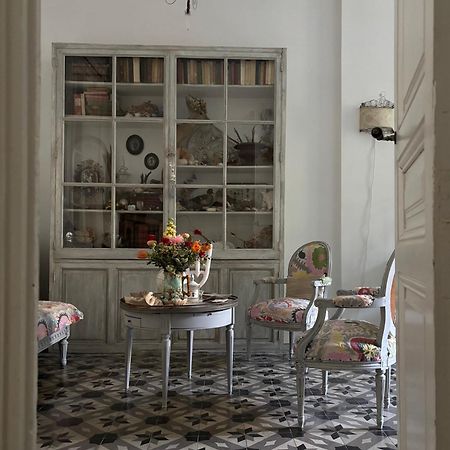Le Logis Blanc Bed&Breakfast Coursan Bagian luar foto