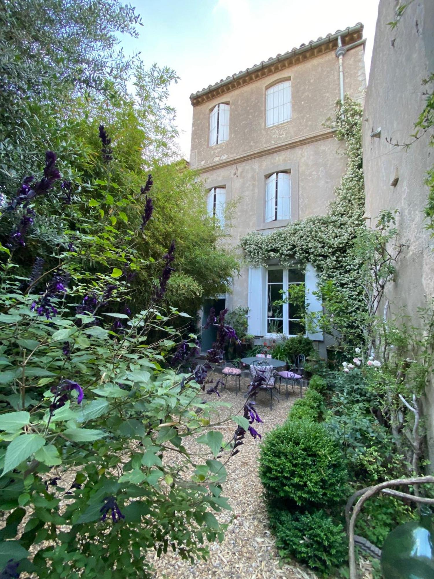 Le Logis Blanc Bed&Breakfast Coursan Bagian luar foto
